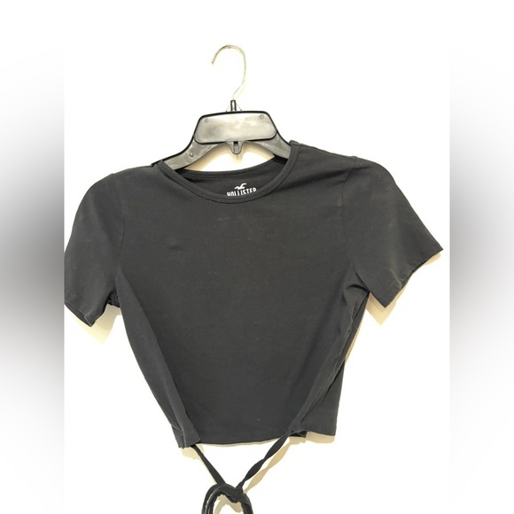 Hollister Tie Around Black Tee size medium - Picture 2 of 5